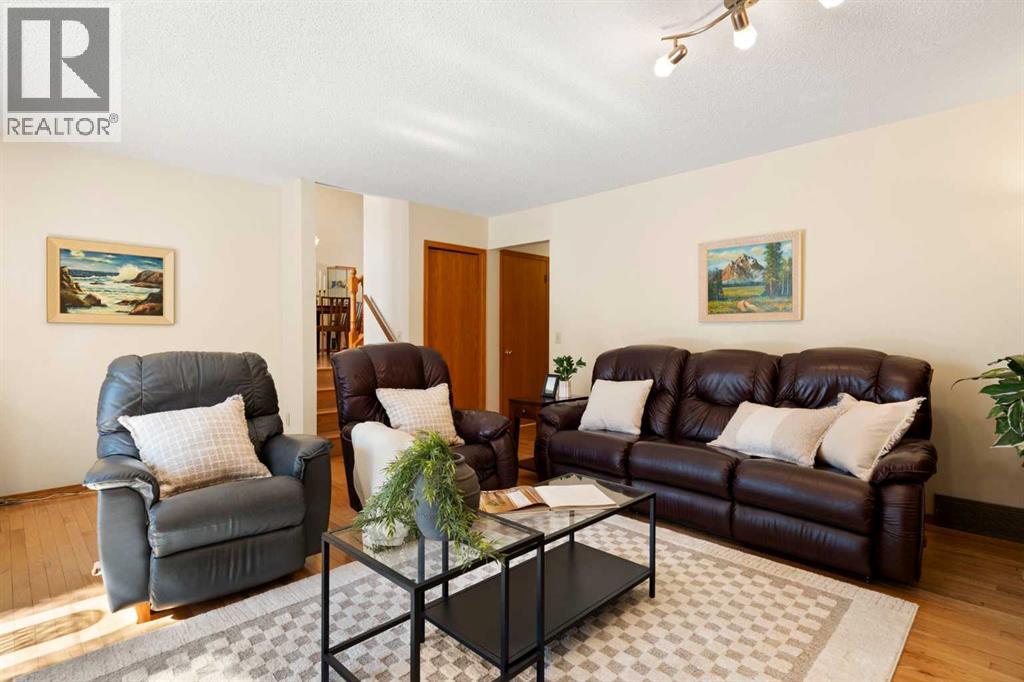 221 Scurfield Place Nw, Calgary, Alberta  T3L 1T3 - Photo 22 - A2299308