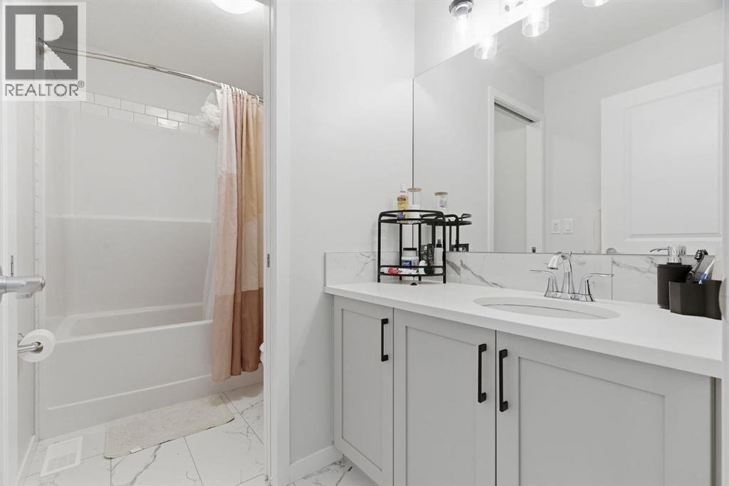 54 Belmont Manor Sw, Calgary, Alberta  T2X 5E4 - Photo 34 - A2300250