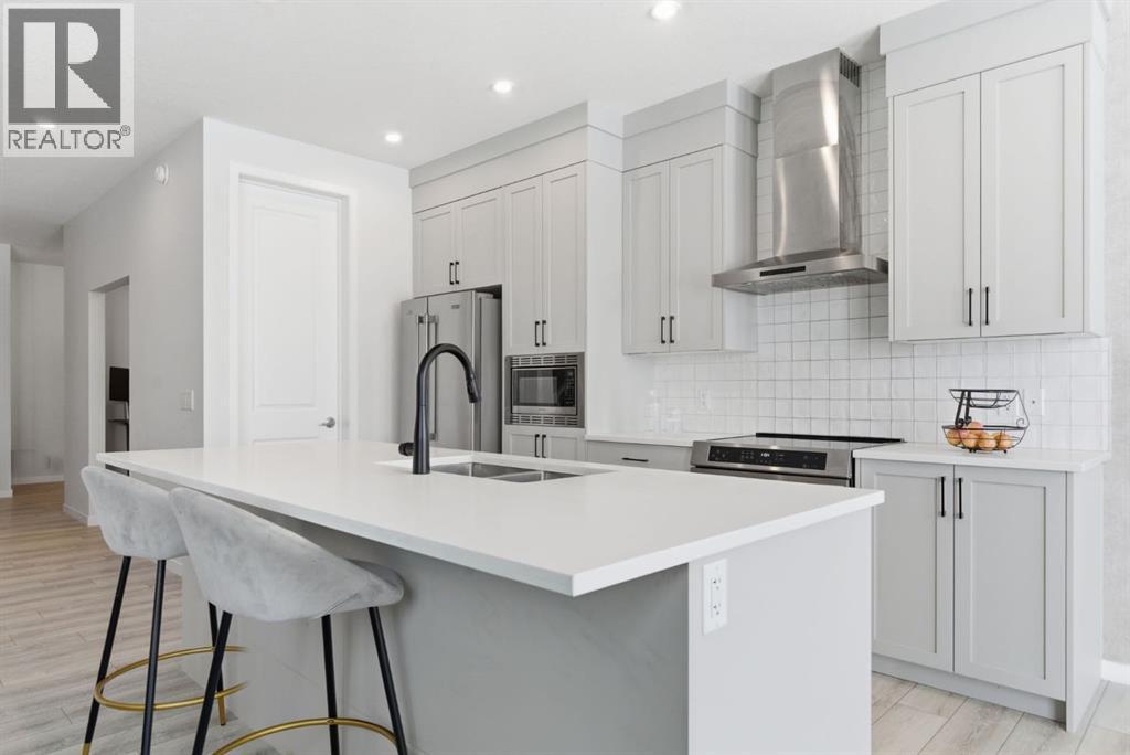 54 Belmont Manor Sw, Calgary, Alberta  T2X 5E4 - Photo 7 - A2300250