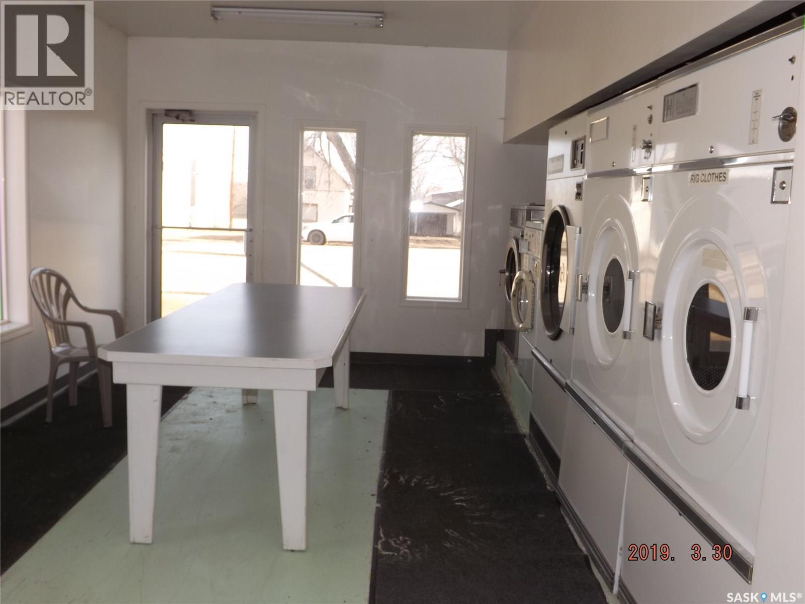 522 Mann Avenue, Radville, Saskatchewan  S0C 2G0 - Photo 4 - SK033135