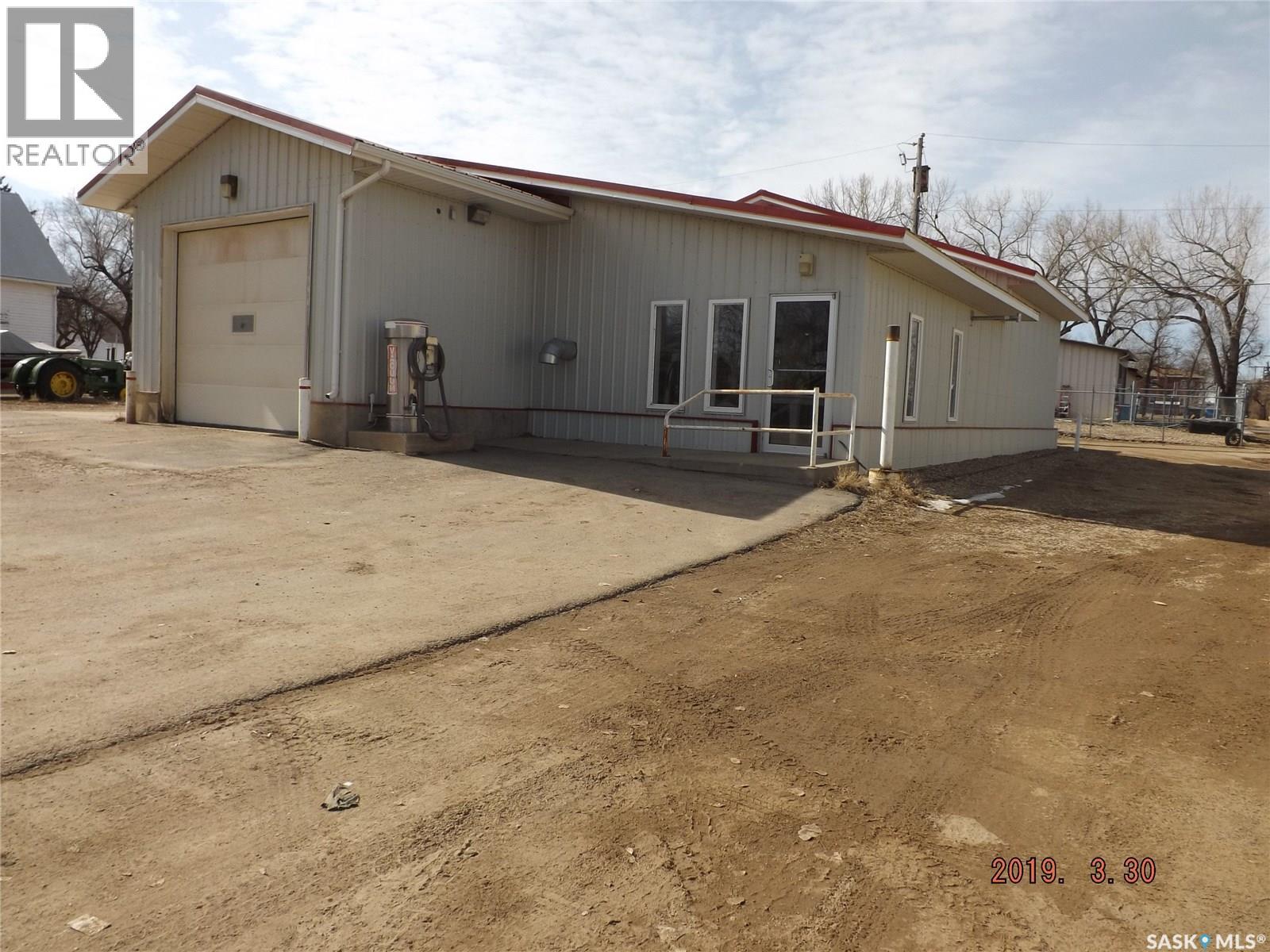 522 Mann Avenue, Radville, Saskatchewan  S0C 2G0 - Photo 8 - SK033135