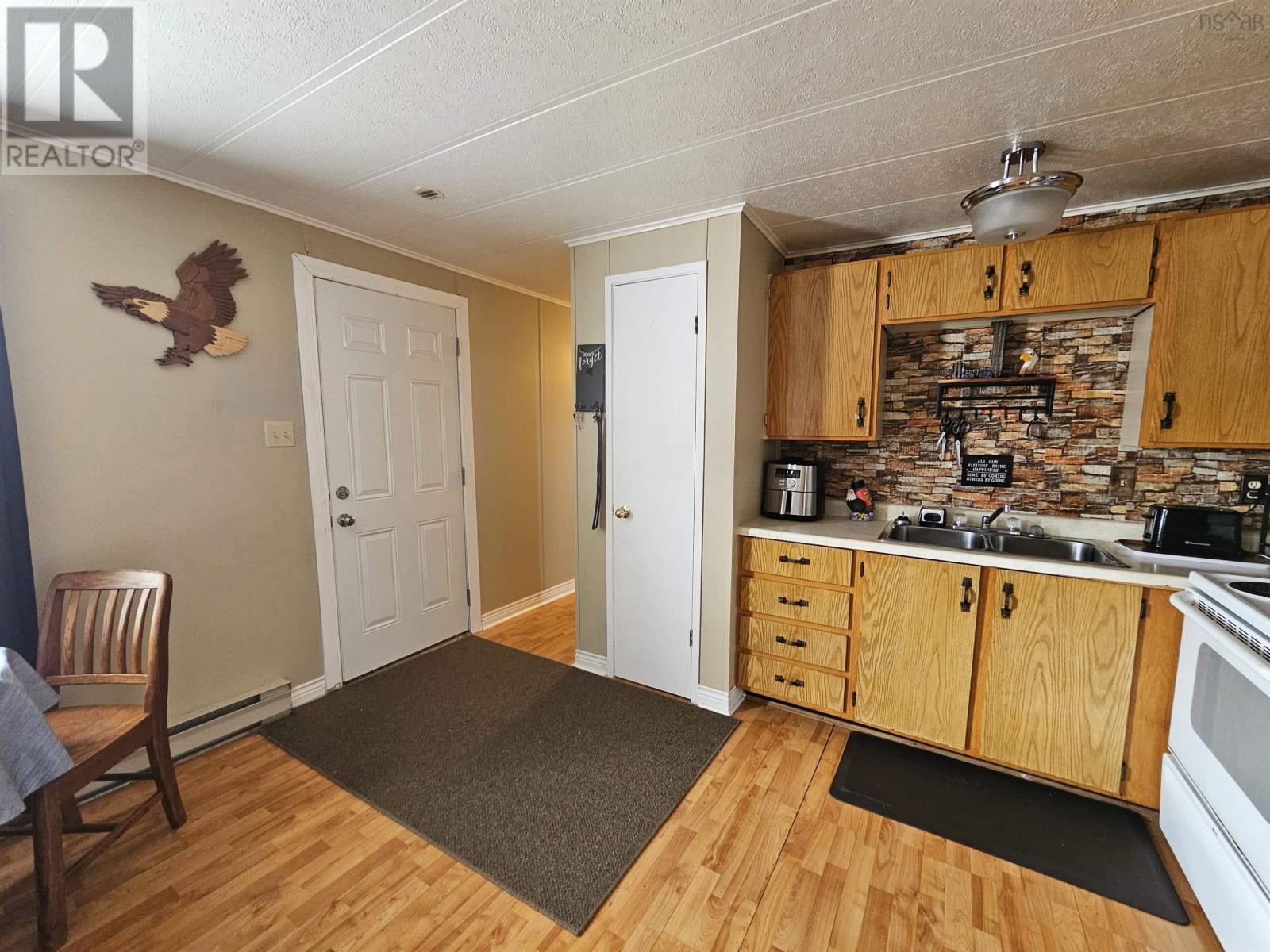 45 Church Street, Florence, Nova Scotia  B1Y 1E9 - Photo 12 - 202607879