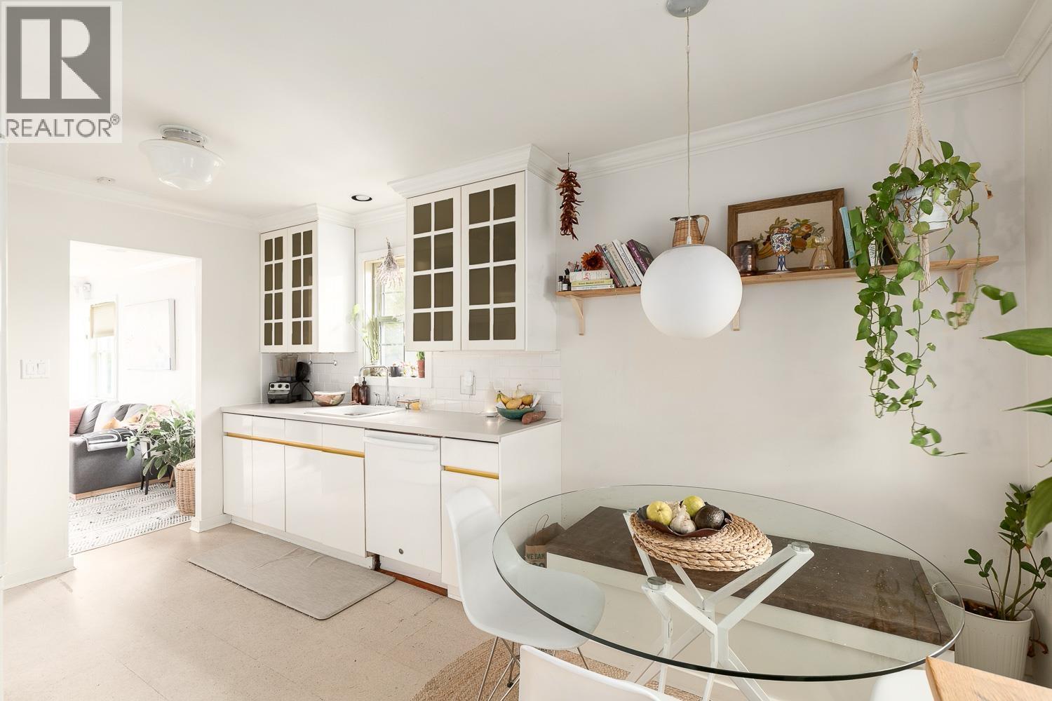 796 E 22nd Avenue, Vancouver, British Columbia  V5V 1V6 - Photo 5 - R3110726