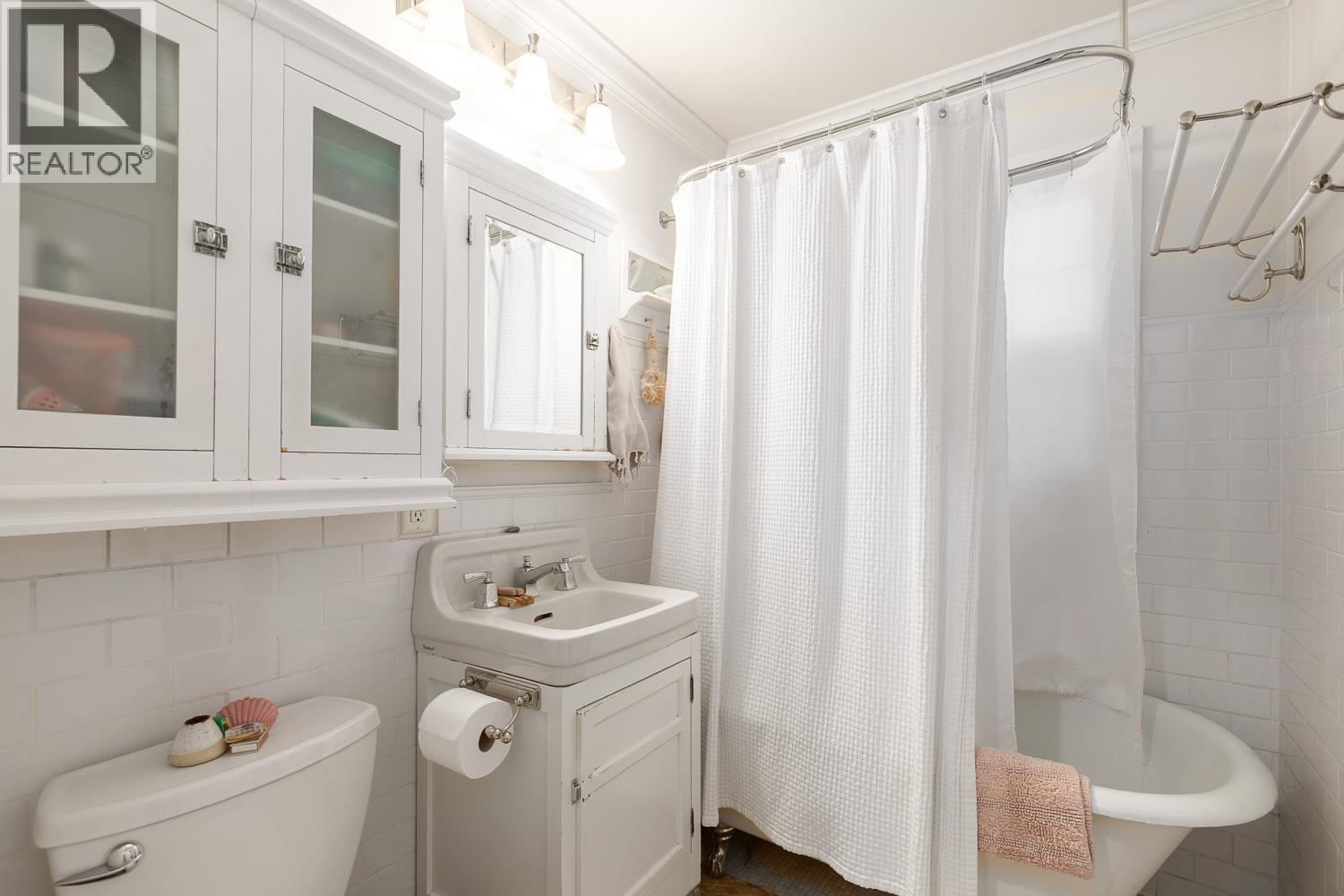 796 E 22nd Avenue, Vancouver, British Columbia  V5V 1V6 - Photo 12 - R3110726