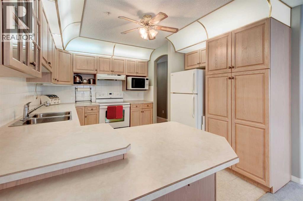 150, 6868 Sierra Morena Boulevard Sw, Calgary, Alberta  T3H 3R6 - Photo 11 - A2301400