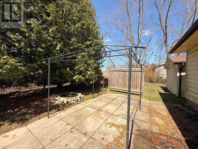 165 Railway Avenue, Middlesex Centre, Ontario  N0L 1R0 - Photo 18 - X13016700