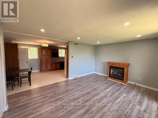 165 Railway Avenue, Middlesex Centre, Ontario  N0L 1R0 - Photo 3 - X13016700