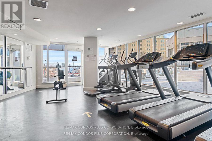 2611 - 218 Queens Quay W, Toronto, Ontario  M5J 2Y6 - Photo 38 - C12686542