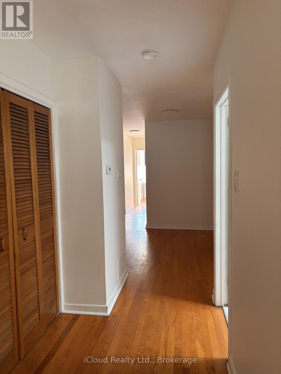 2nd Floor - 5084 Dundas Street W, Toronto, Ontario  M9A 1C2 - Photo 9 - W12707244