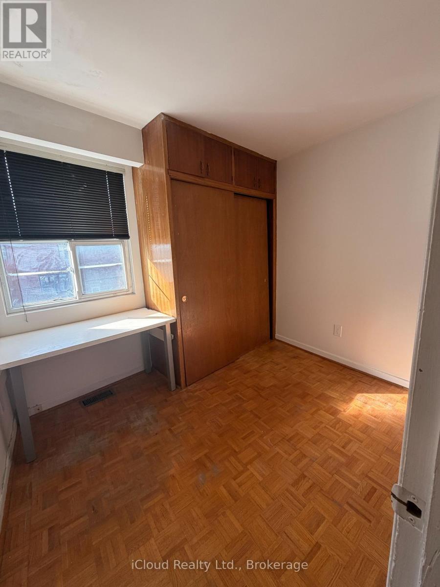 2nd Floor - 5084 Dundas Street W, Toronto, Ontario  M9A 1C2 - Photo 11 - W12707244