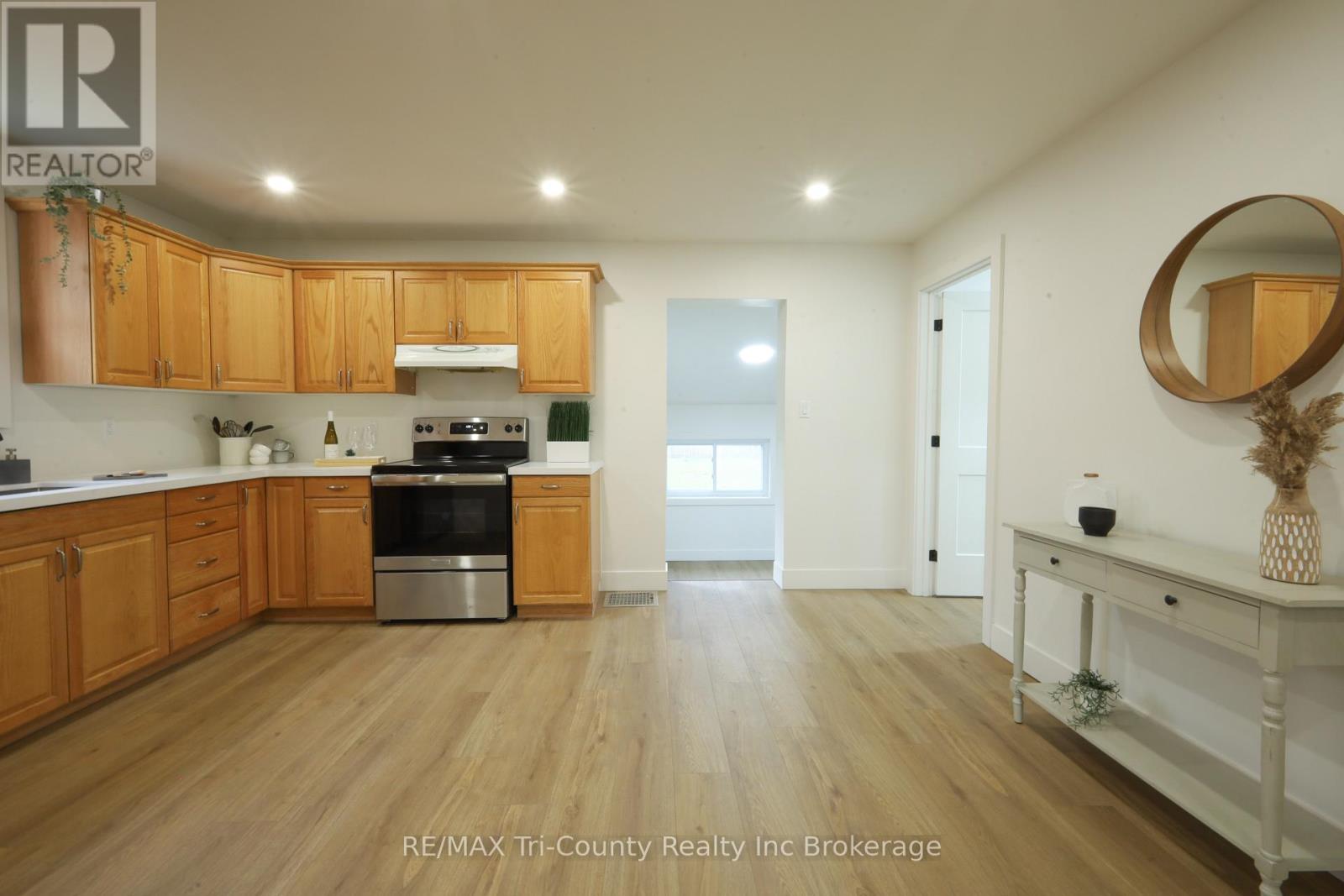 46 Balaclava Street, St. Thomas, Ontario  N5P 3C4 - Photo 5 - X13016732