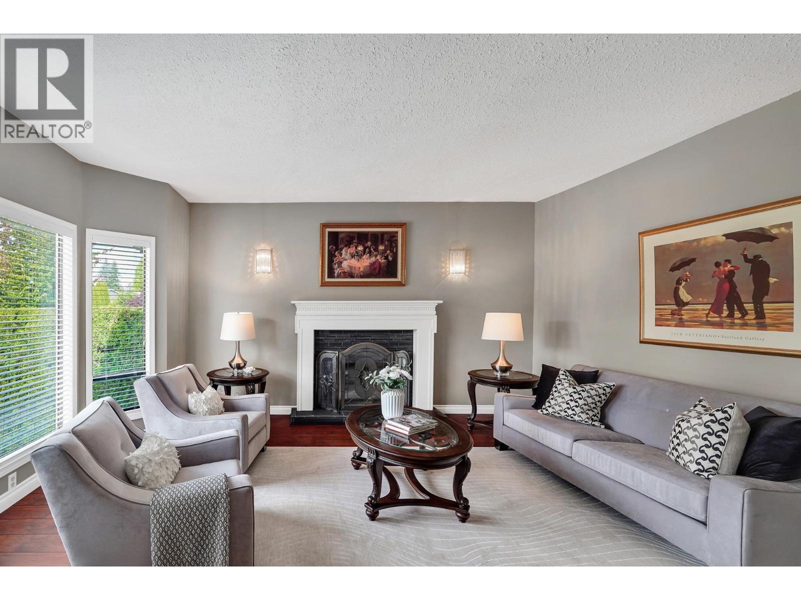 496 Glenbrook Drive, New Westminster, British Columbia  V3L 5K1 - Photo 3 - R3108342