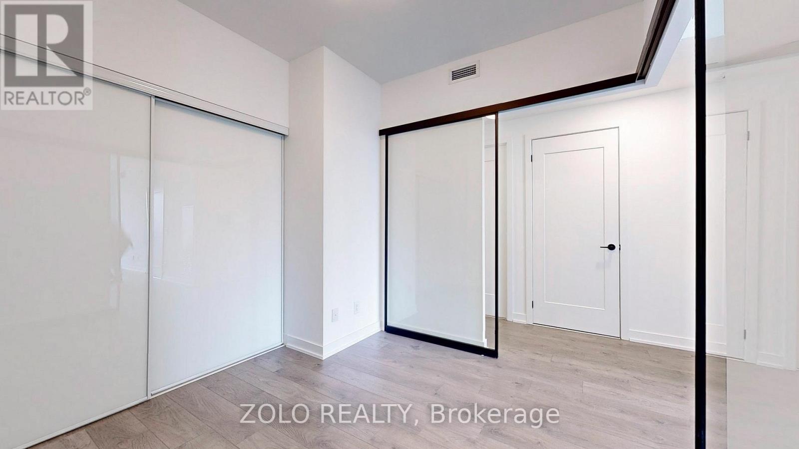 1504 - 5 Defries Street, Toronto, Ontario  M5A 0W7 - Photo 12 - C13016734