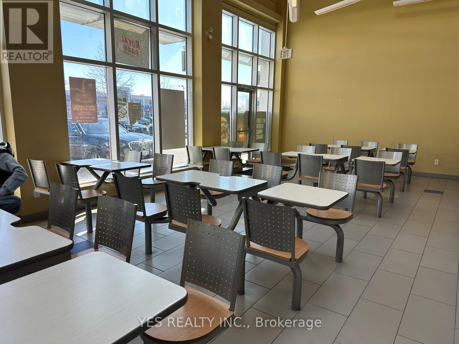 A119-A120 - 41 Lebovic Avenue, Toronto, Ontario  M1L 0H2 - Photo 2 - E13016726