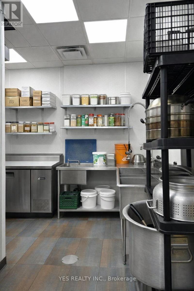 A119-A120 - 41 Lebovic Avenue, Toronto, Ontario  M1L 0H2 - Photo 3 - E13016726