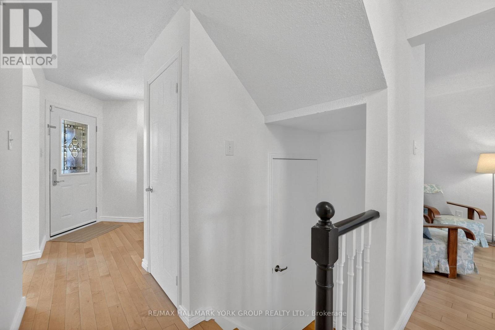 26 Mendys Forest, Aurora, Ontario  L4G 5A4 - Photo 32 - N12981156