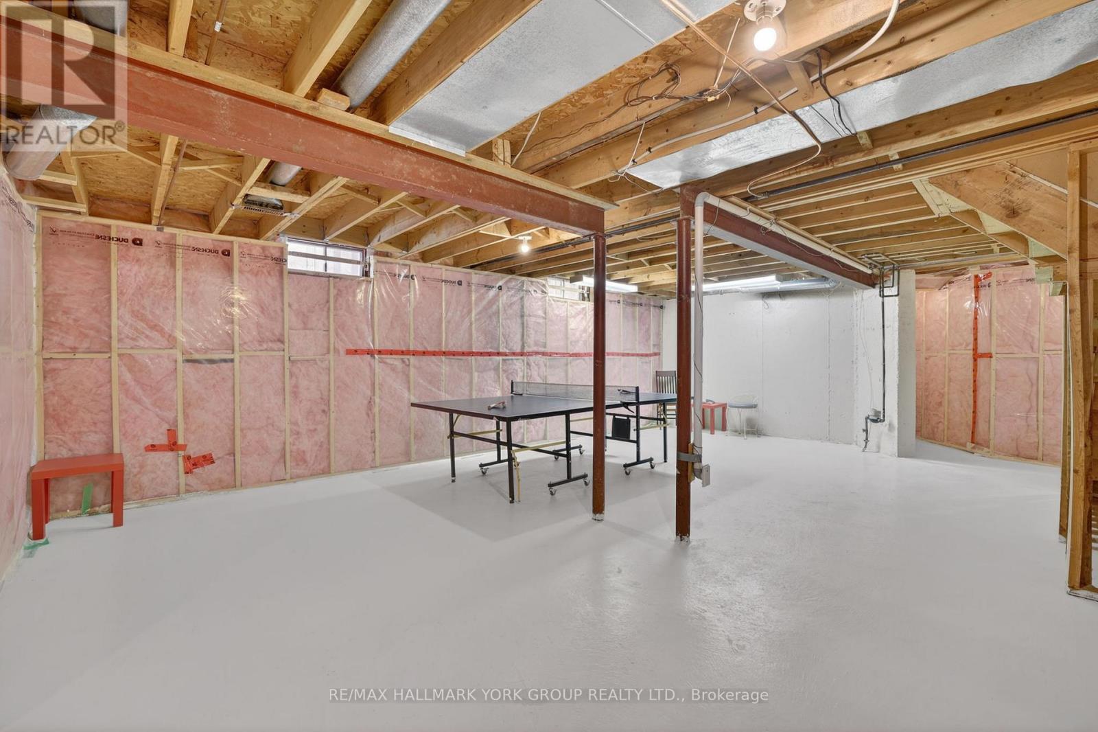 26 Mendys Forest, Aurora, Ontario  L4G 5A4 - Photo 34 - N12981156