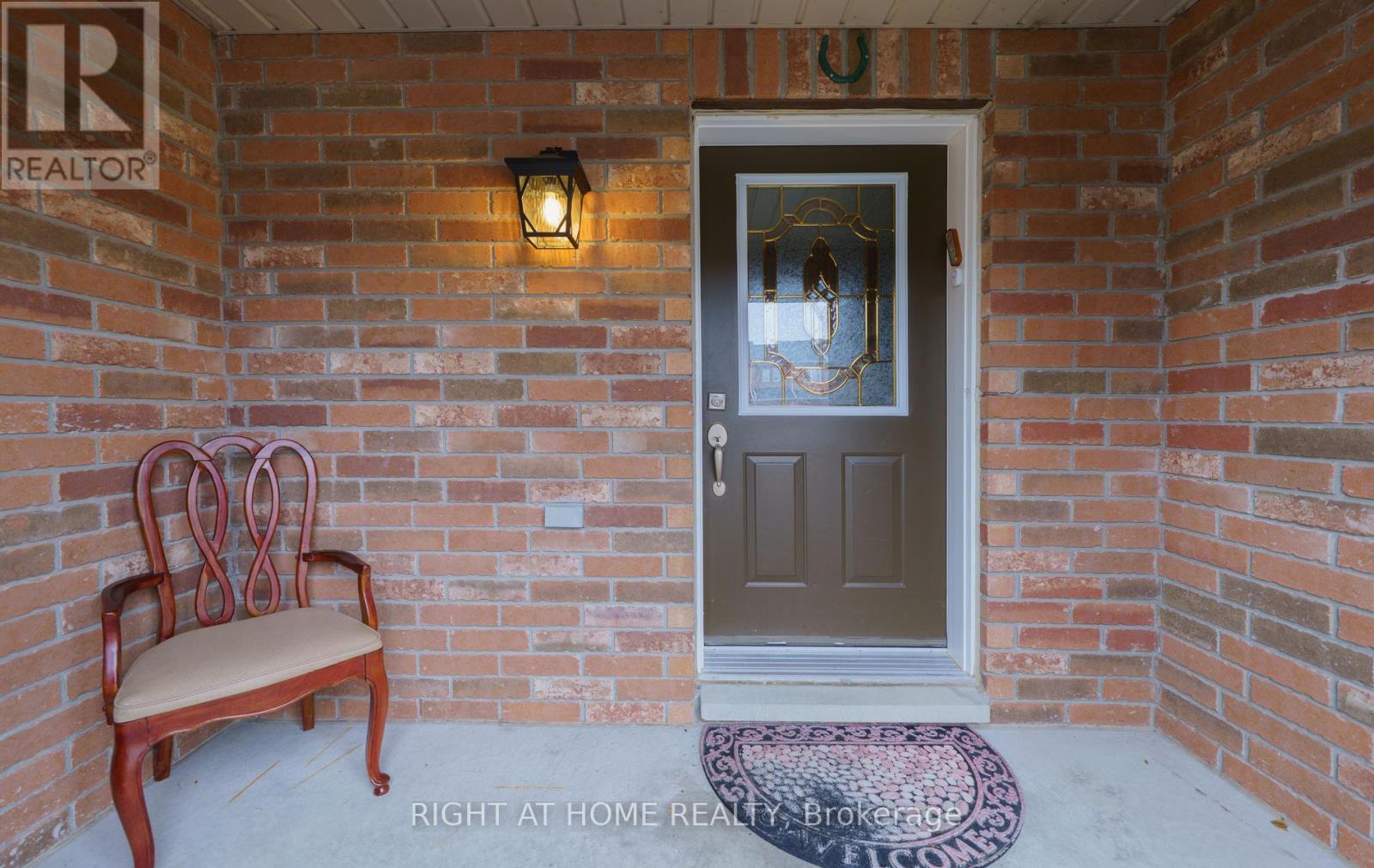 21 Marshview Avenue, Aurora, Ontario  L4G 7W2 - Photo 3 - N13016714
