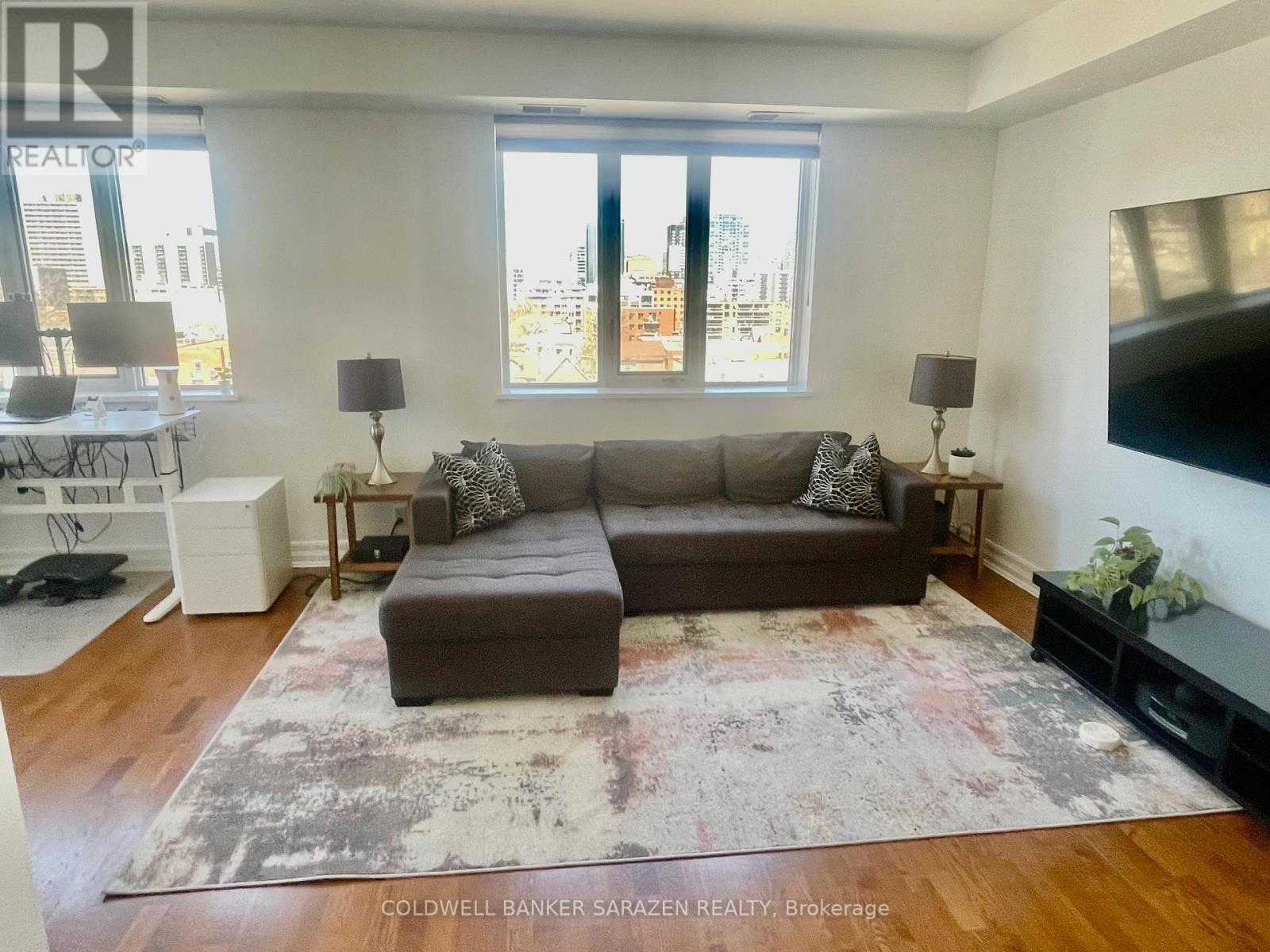 701 - 320 Mcleod Street, Ottawa, Ontario  K2P 1A3 - Photo 5 - X12958604