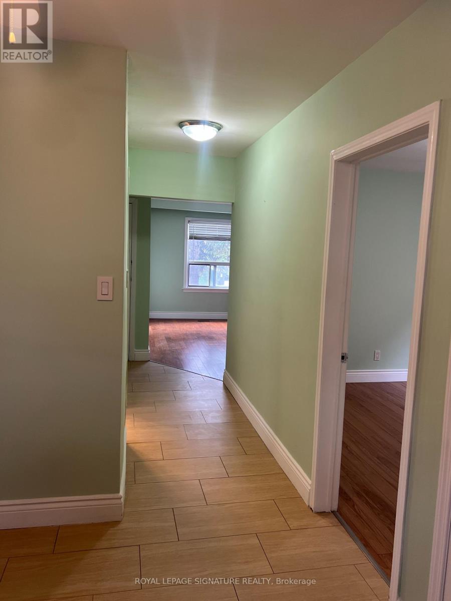 Main Floor - 5 Wesley Street, Toronto, Ontario  M8Y 2W4 - Photo 8 - W13016708