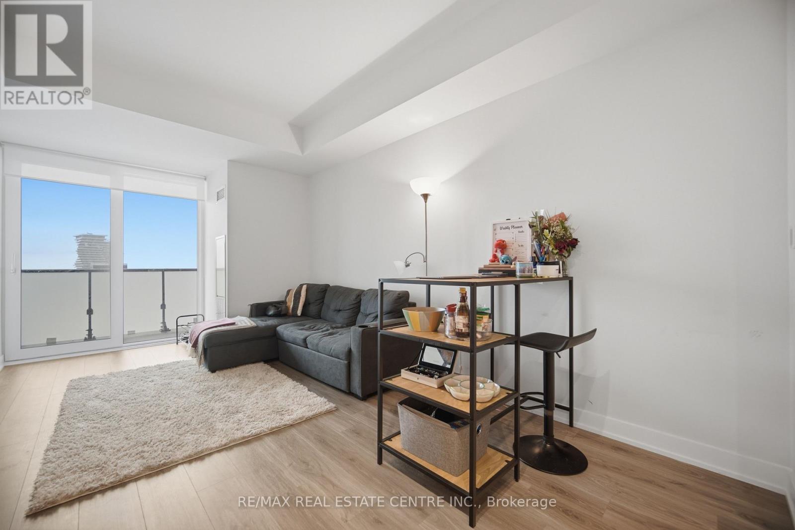 4905 - 430 Square One Drive, Mississauga, Ontario  L5B 0L6 - Photo 11 - W13016750