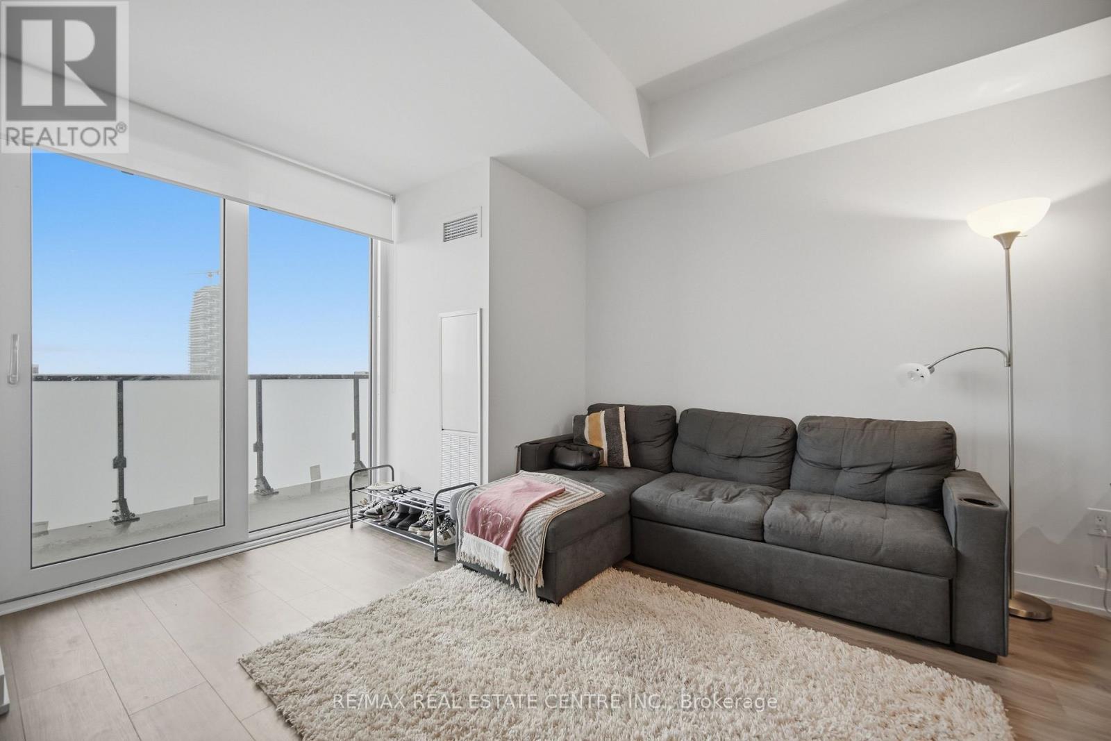 4905 - 430 Square One Drive, Mississauga, Ontario  L5B 0L6 - Photo 15 - W13016750