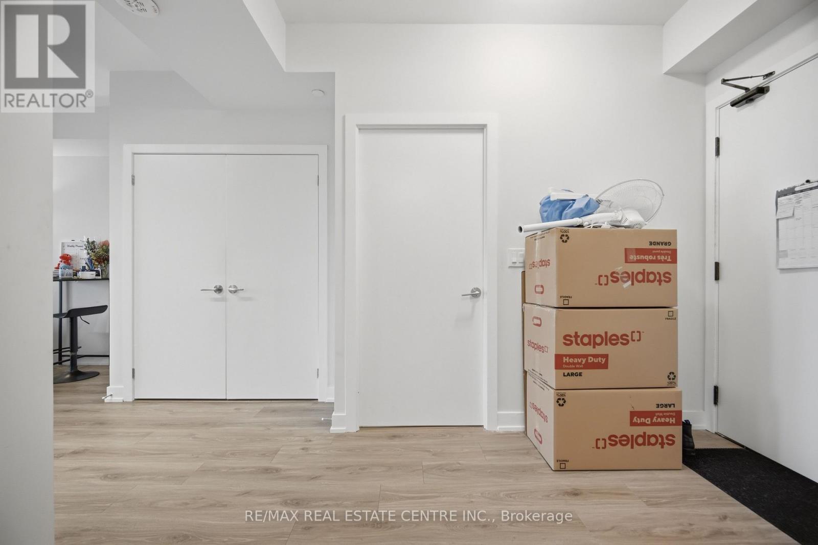 4905 - 430 Square One Drive, Mississauga, Ontario  L5B 0L6 - Photo 20 - W13016750