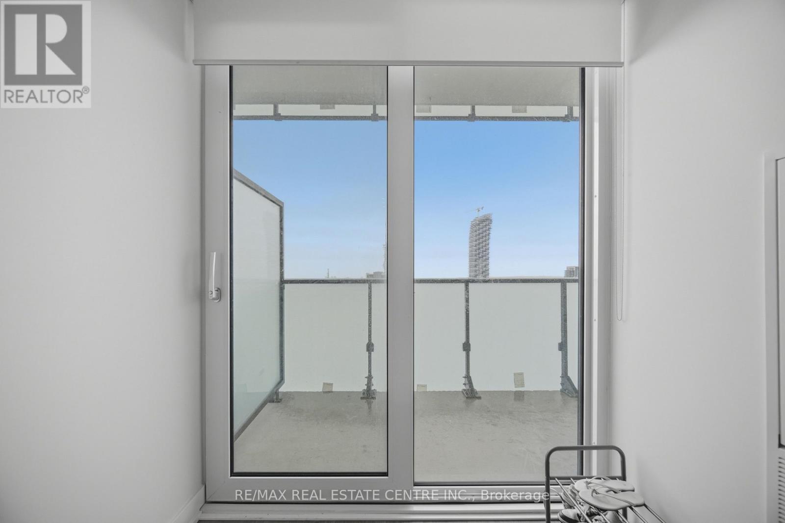 4905 - 430 Square One Drive, Mississauga, Ontario  L5B 0L6 - Photo 24 - W13016750