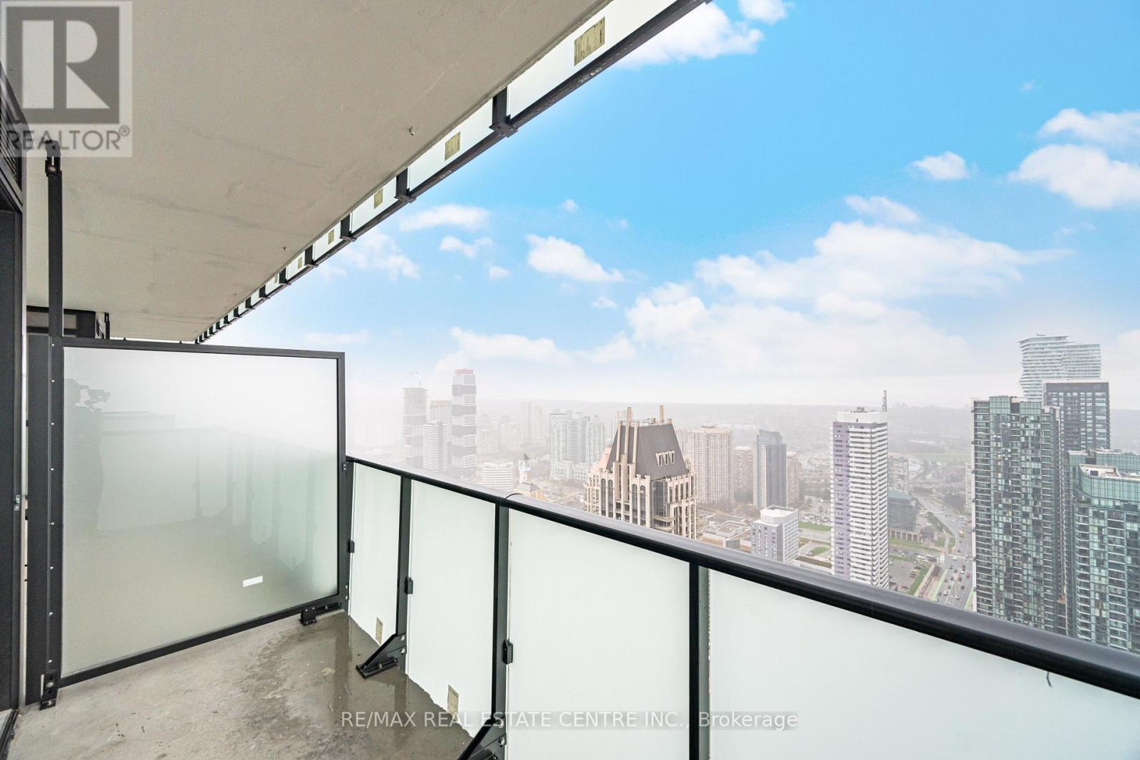 4905 - 430 Square One Drive, Mississauga, Ontario  L5B 0L6 - Photo 26 - W13016750