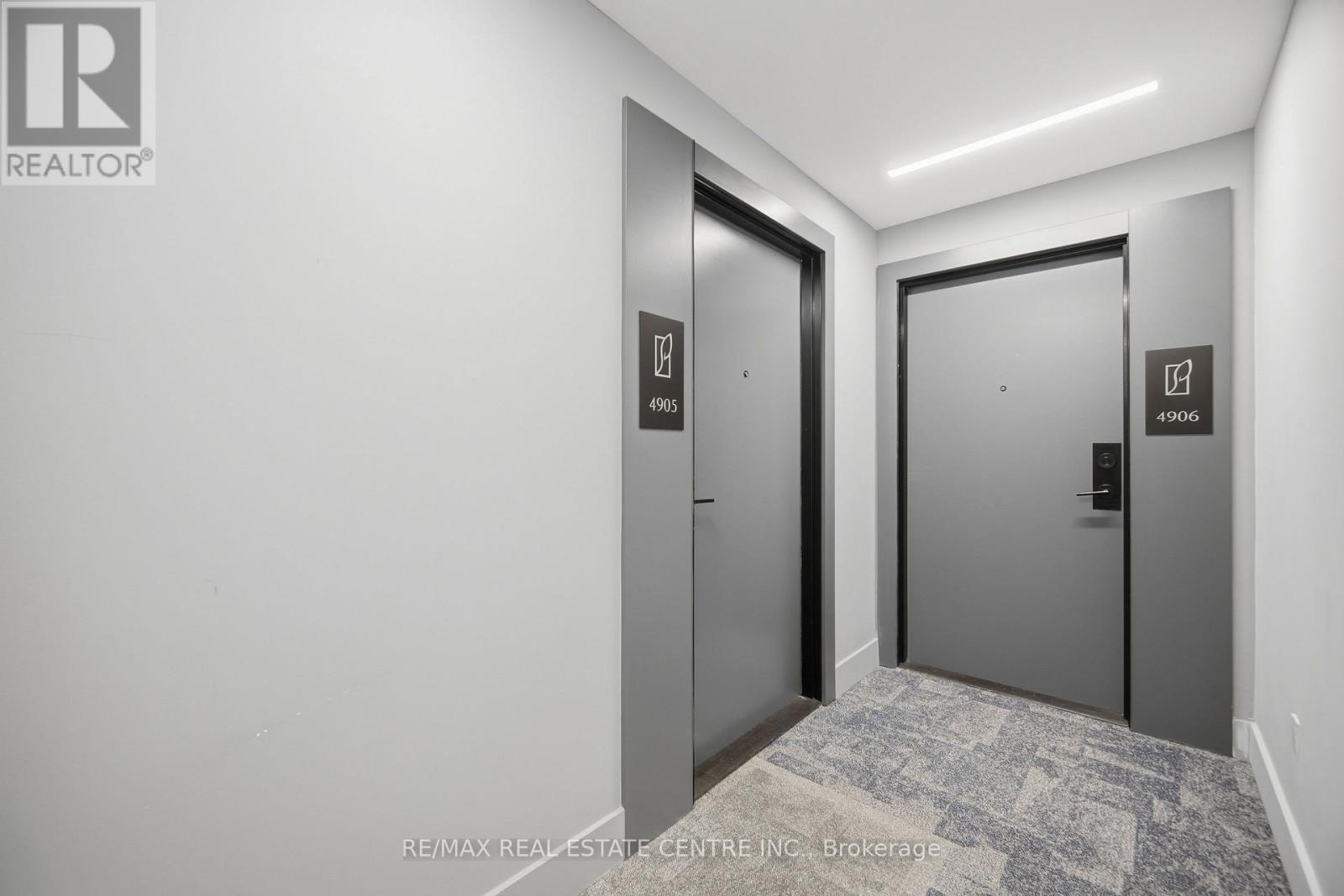 4905 - 430 Square One Drive, Mississauga, Ontario  L5B 0L6 - Photo 4 - W13016750