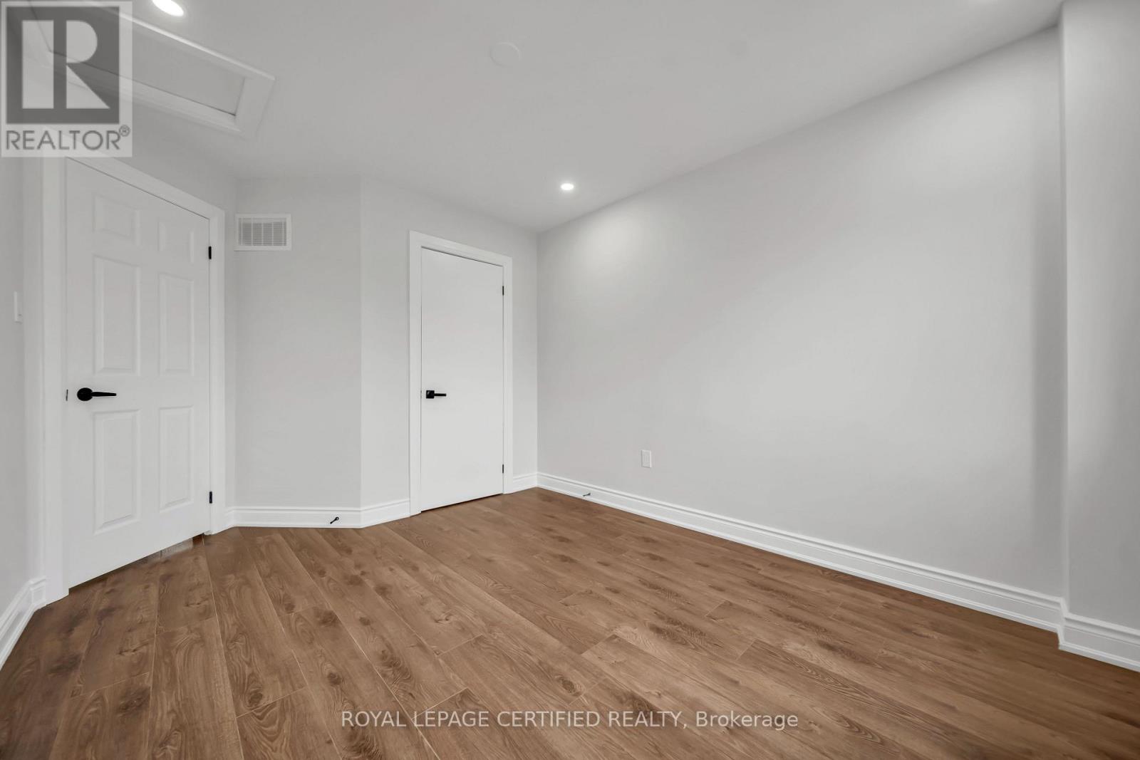 6062 Prairie Circle, Mississauga, Ontario  L5N 5C5 - Photo 28 - W13016756