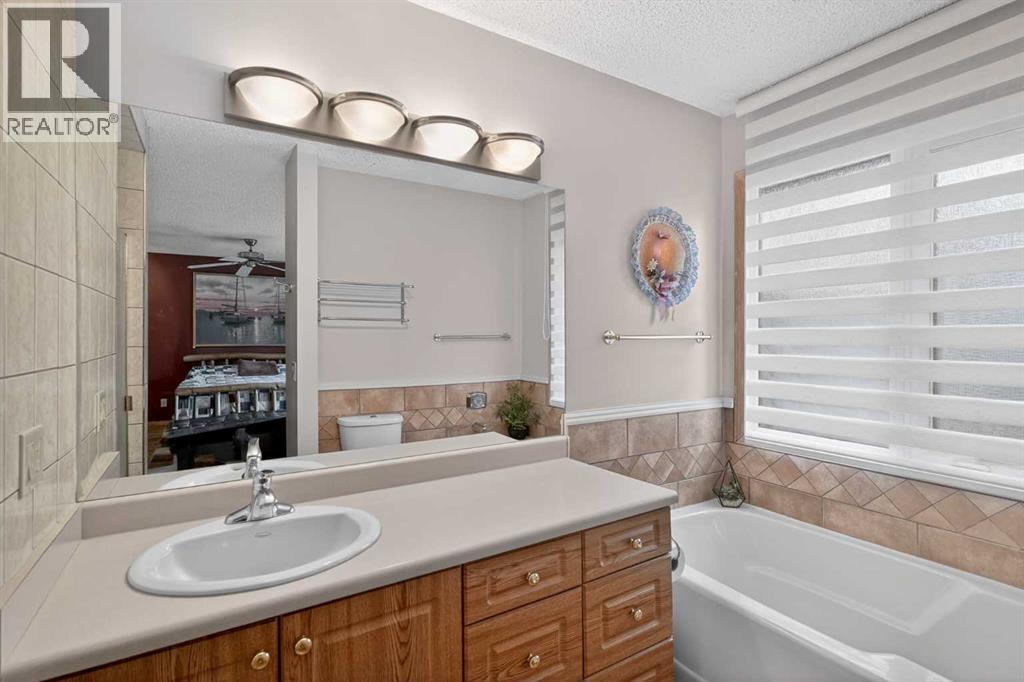 80 Deerbrook Road Se, Calgary, Alberta  T2J 6L6 - Photo 20 - A2302425