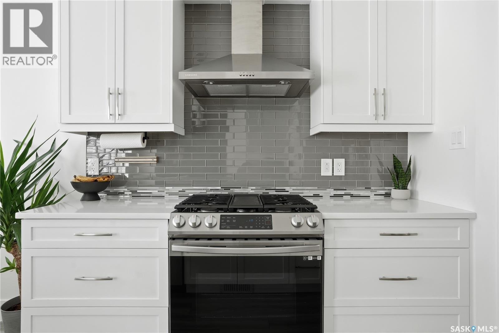 1037 Maplewood Drive, Moose Jaw, Saskatchewan  S6J 0E4 - Photo 10 - SK033318