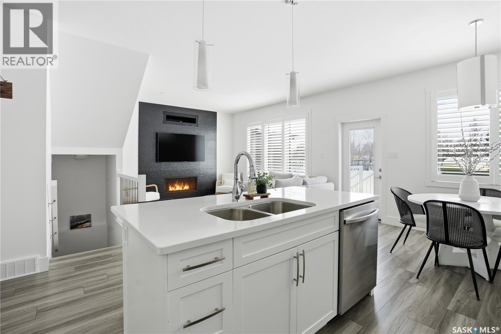 1037 Maplewood Drive, Moose Jaw, Saskatchewan  S6J 0E4 - Photo 11 - SK033318