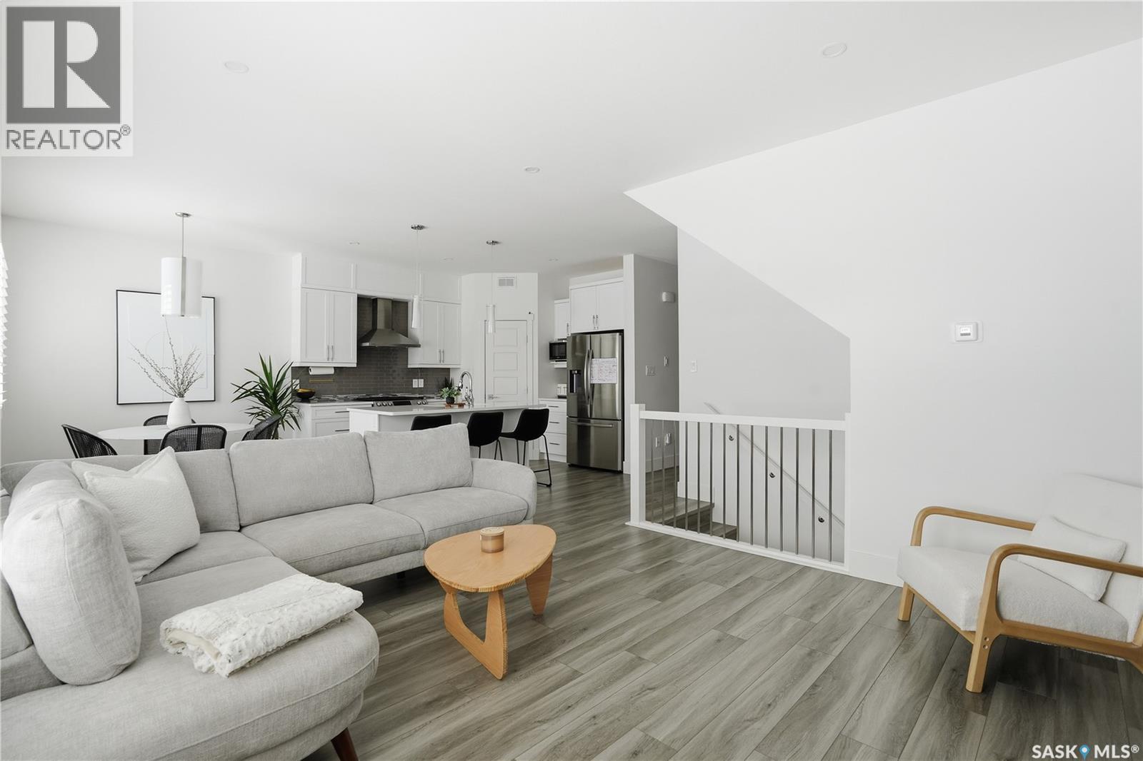 1037 Maplewood Drive, Moose Jaw, Saskatchewan  S6J 0E4 - Photo 17 - SK033318