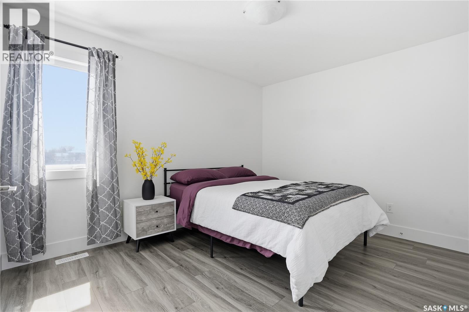 1037 Maplewood Drive, Moose Jaw, Saskatchewan  S6J 0E4 - Photo 27 - SK033318