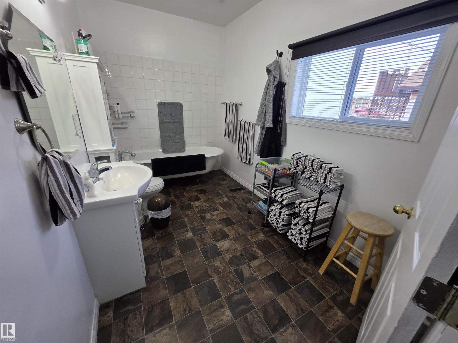 4929 53 St, Entwistle, Alberta  T0E 0S0 - Photo 15 - E4483081