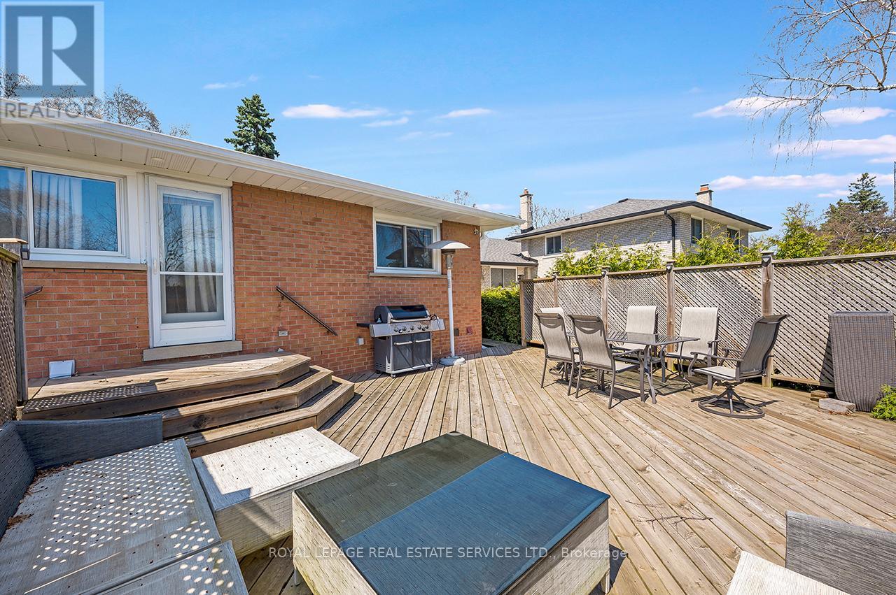 1602 Carletta Drive, Mississauga, Ontario  L4X 1E5 - Photo 36 - W12838956