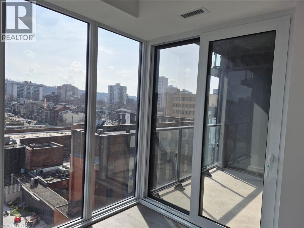 75 JAMES Street S Unit# 818, Hamilton, Ontario