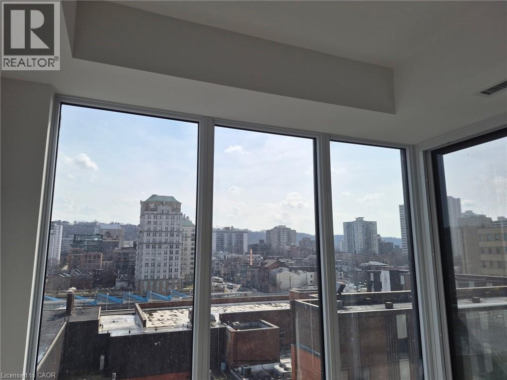 75 James Street S Unit# 818, Hamilton, Ontario  L8P 2Y9 - Photo 2 - 40822106