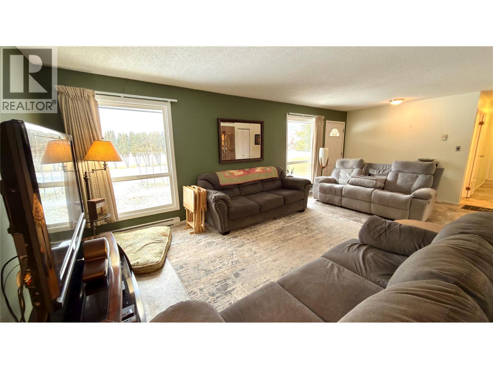 570 Eholt Street, Midway, British Columbia  V0H 1M0 - Photo 20 - 10374397