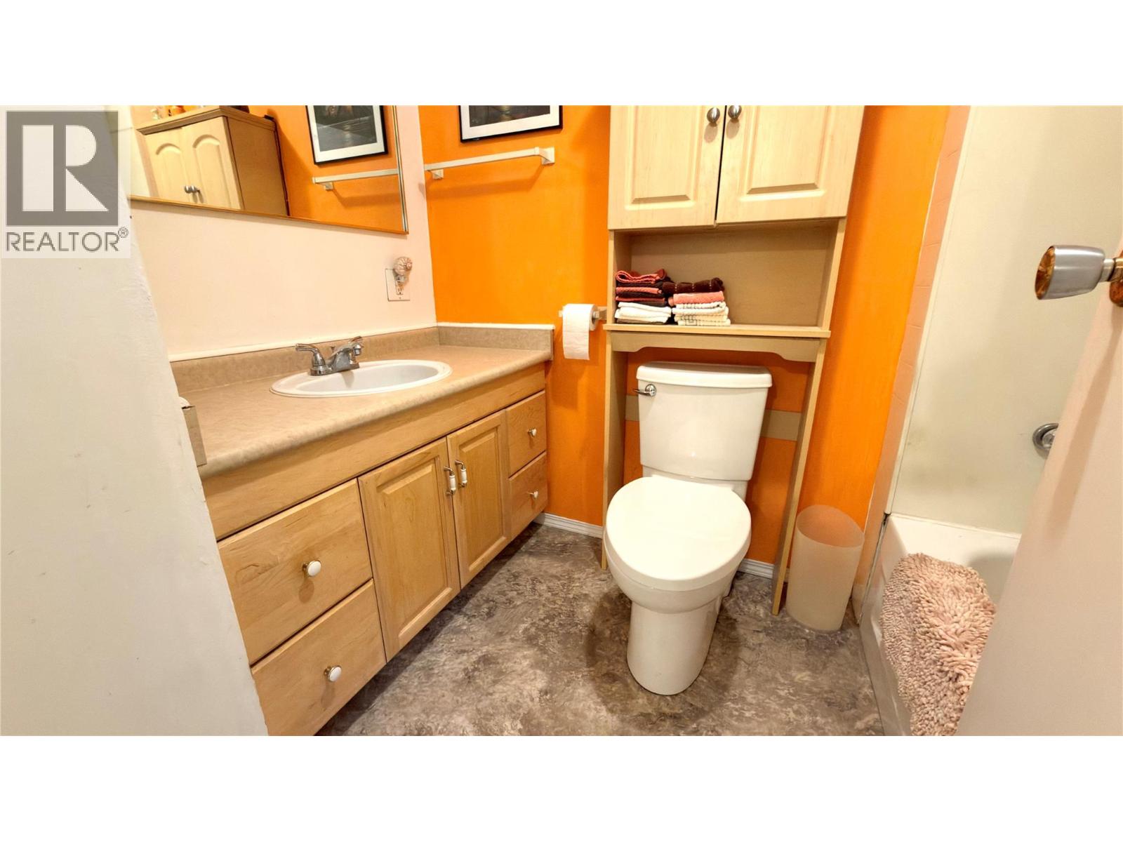 570 Eholt Street, Midway, British Columbia  V0H 1M0 - Photo 30 - 10374397