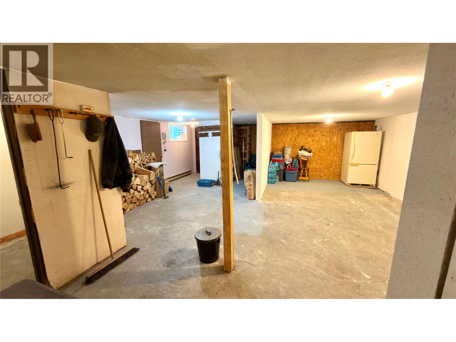 570 Eholt Street, Midway, British Columbia  V0H 1M0 - Photo 41 - 10374397