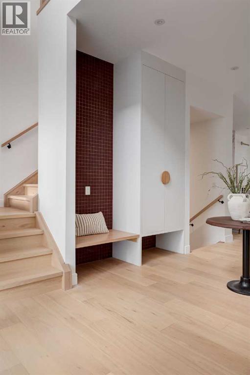 8812 33 Avenue NW, Calgary, Alberta  T3B 1M5 - Photo 16 - A2299699