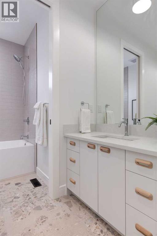 8812 33 Avenue NW, Calgary, Alberta  T3B 1M5 - Photo 30 - A2299699