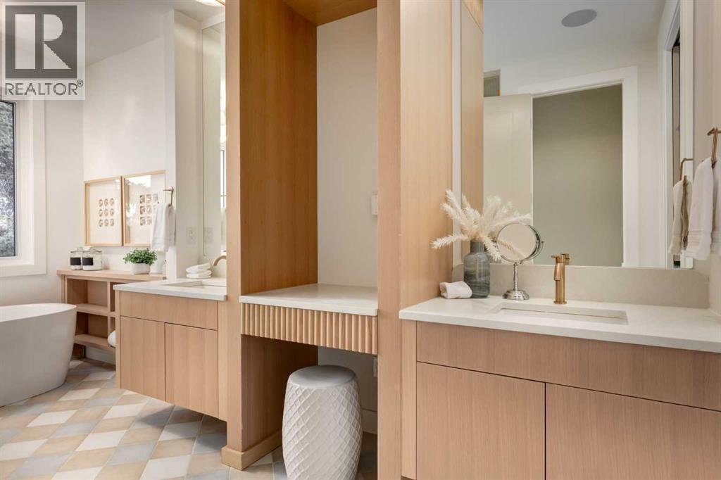 8812 33 Avenue NW, Calgary, Alberta  T3B 1M5 - Photo 21 - A2299699