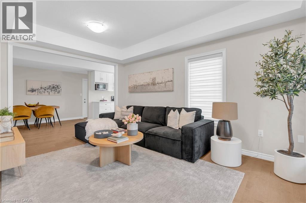 107 Westra Drive Unit# 5, Guelph, Ontario  N1K 0A5 - Photo 3 - 40812984