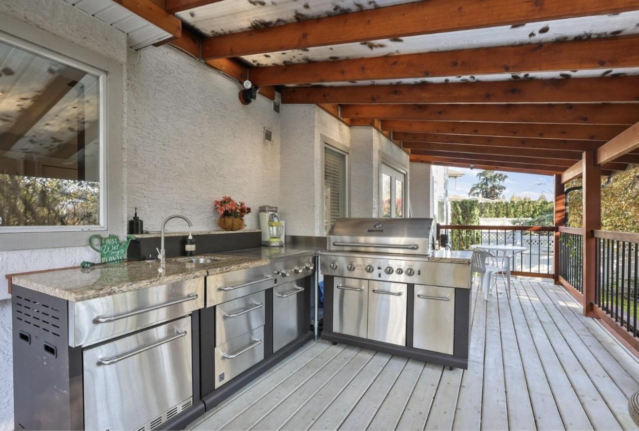 7919 Redtail Place, Surrey, British Columbia  V3W 0N4 - Photo 5 - R3112833