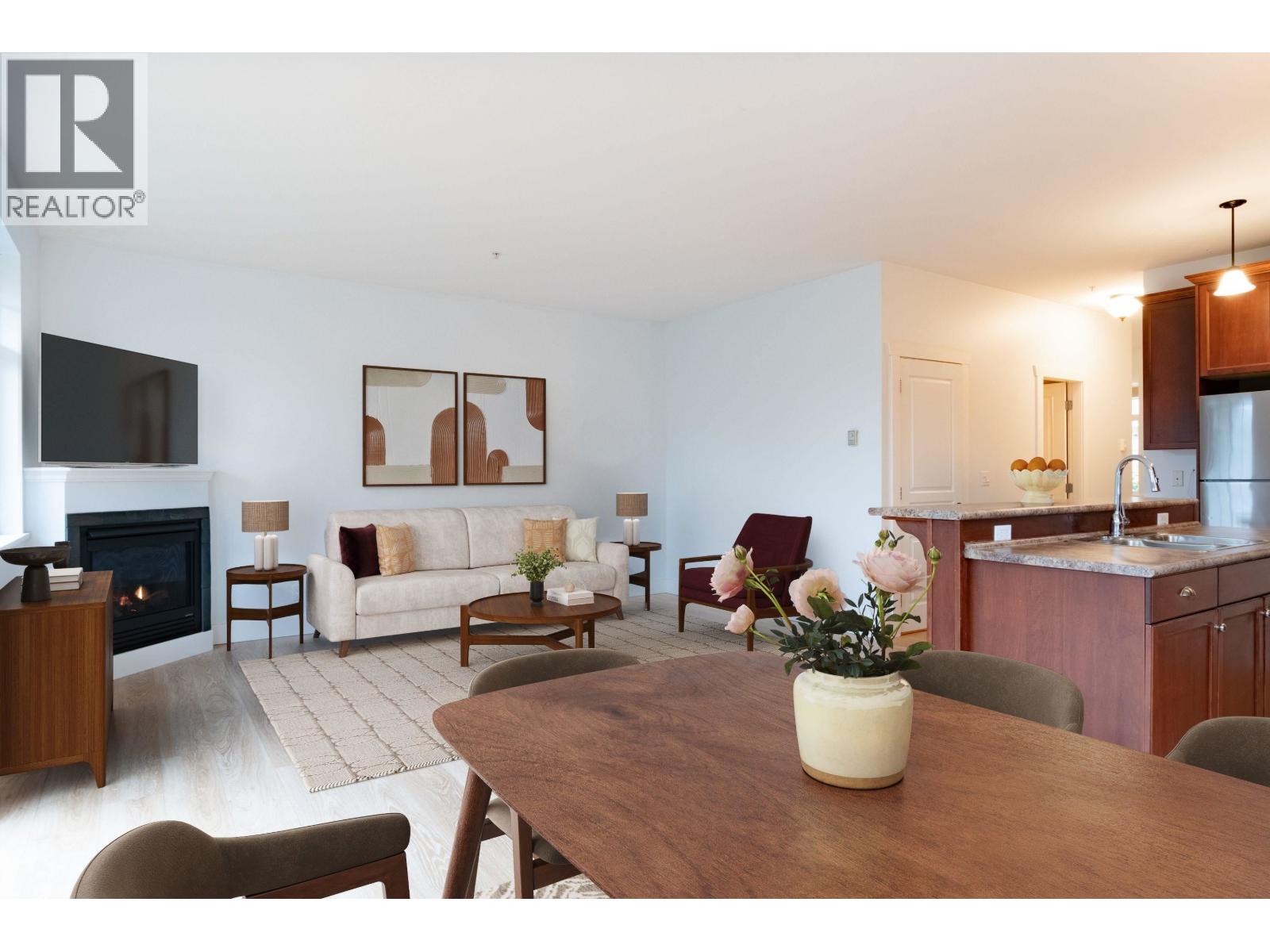 3 811 North Road, Gibsons, British Columbia  V0N 1V9 - Photo 6 - R3068772