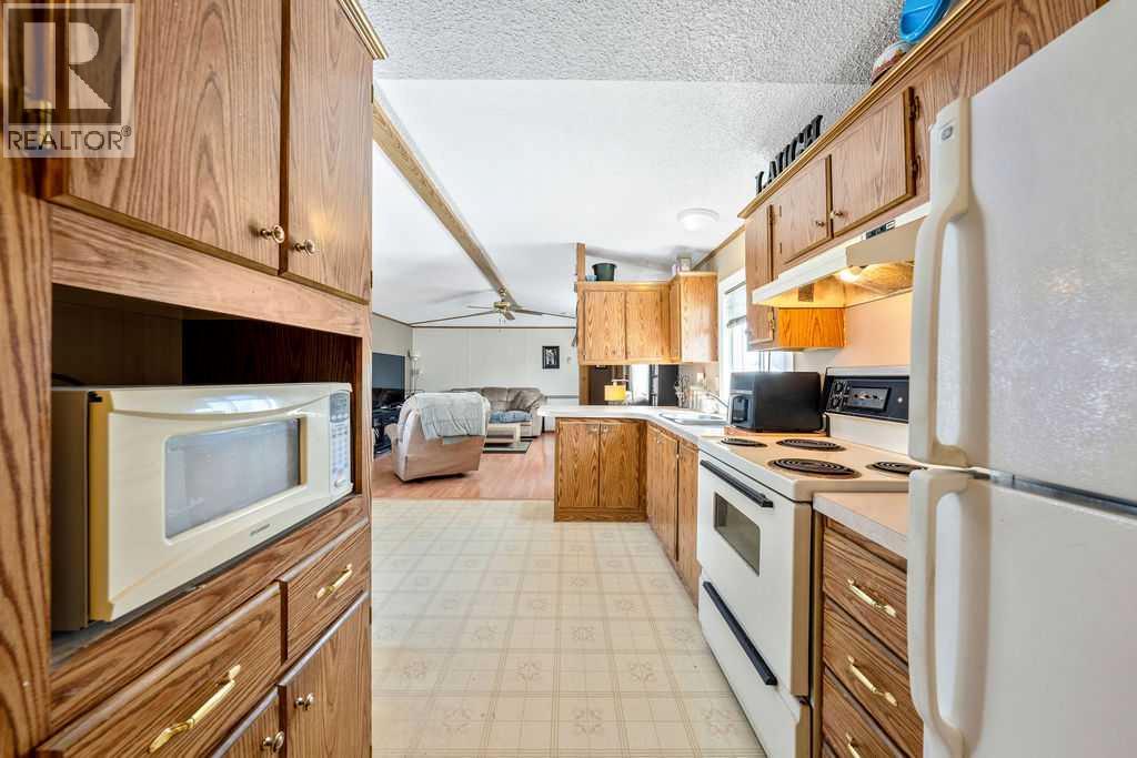 131 Heritage Drive, Okotoks, Alberta  T1S 1M4 - Photo 10 - A2303205